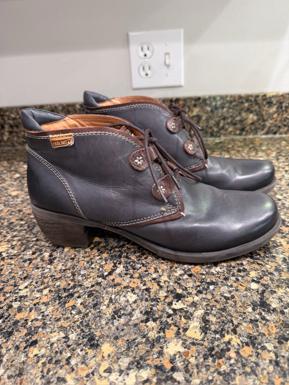 PIKOLINOS Charcoal Leather Lace-Up Ankle Booties 40